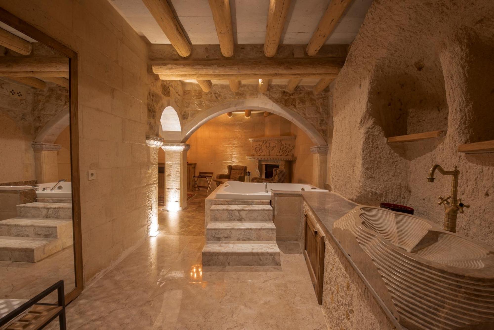 Harem Suites Cappadocia 乌奇希萨尔 外观 照片
